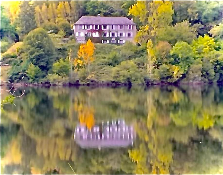 Le Chambon, Chambres D'Hotes Saint-Merd-de-Lapleau Ngoại thất bức ảnh